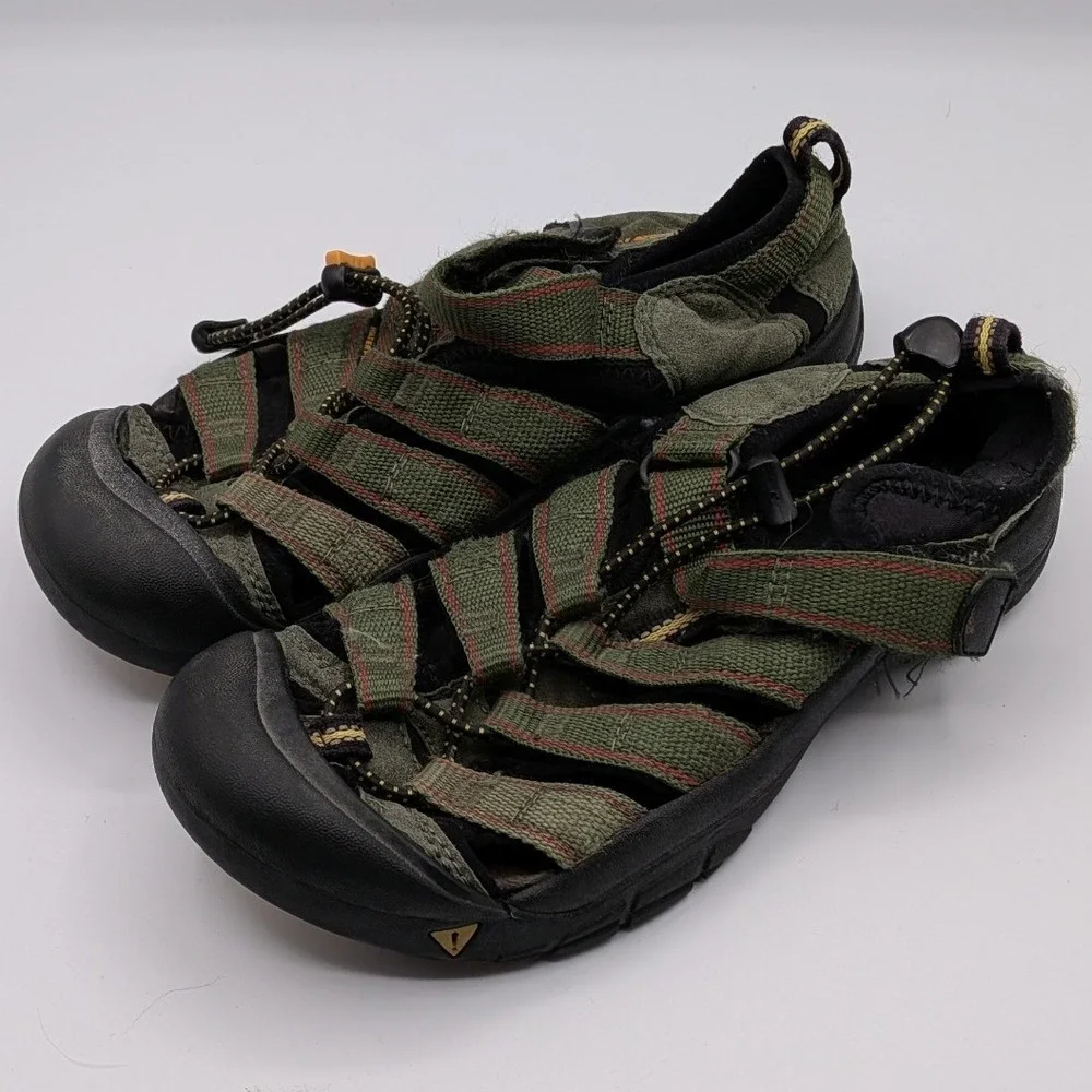 Keen Newport H2 Olive Green Black Water Sandals Mens 4 Womens 5 EU 37 1001931